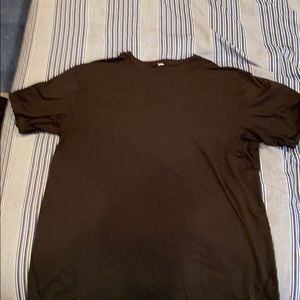 Men’s lululemon Surge T shirt, XL, Black, EUC